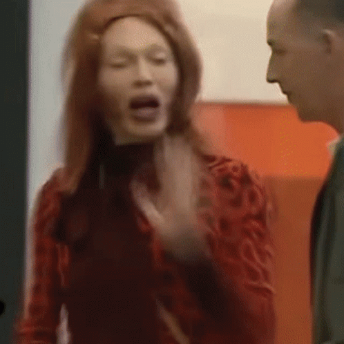 pete-burns-porizkovas.gif